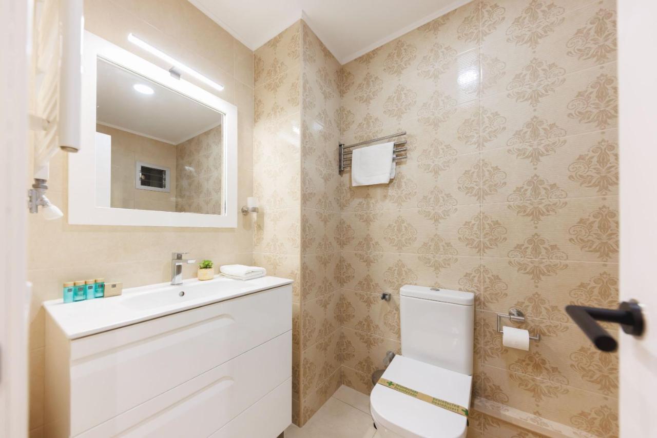 Bravissimo Figuerola, Spacious 3-Bedroom Apartment Gerona Exterior foto