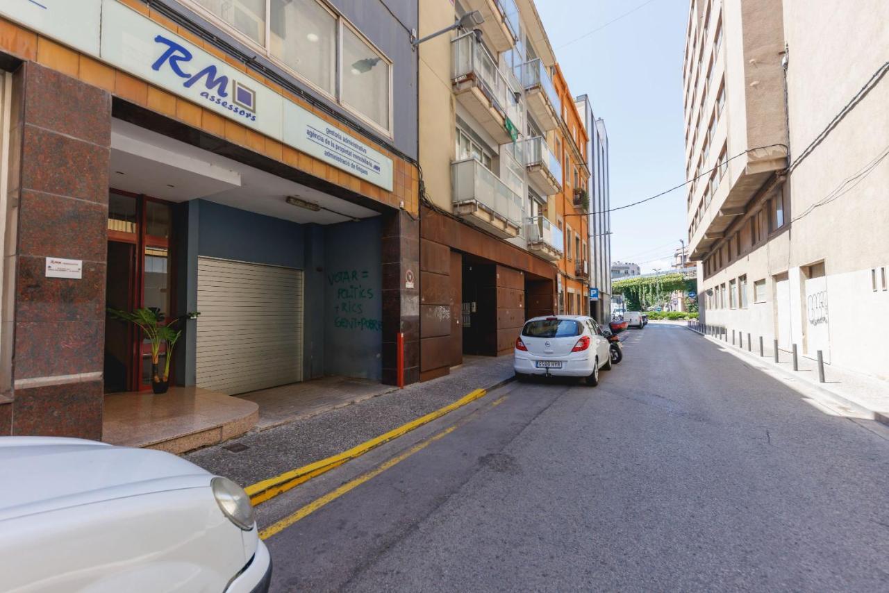 Bravissimo Figuerola, Spacious 3-Bedroom Apartment Gerona Exterior foto